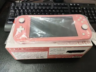 加上税费680+到手，这么便宜主要是卡槽坏的。淘宝20元包邮购买自己换上完美，美滋滋。橙色?好。卖家也细心包好了，十分感谢。哈哈当然51卡了几天的海关。感谢平台的优惠券