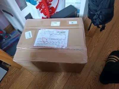 第十单大重量走海运，以后还是不用海运了，被税率太高了，而且动不动补充申报，一次又要三十块。东西安全到达。