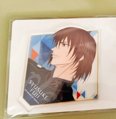 又是一次性打包带走，找了好久，看见一单里好几个自己喜欢的立牌，毫不犹豫立刻拿下，我爱亚克力(￣▽￣)不用一个一个去搜了