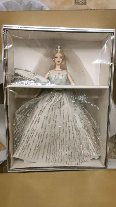 三个比较贵的娃，因为重量大选择了海运，没想到很快就到了，而且没有被禾兑，成功到手！开心！希望还能蹲到喜欢的娃！