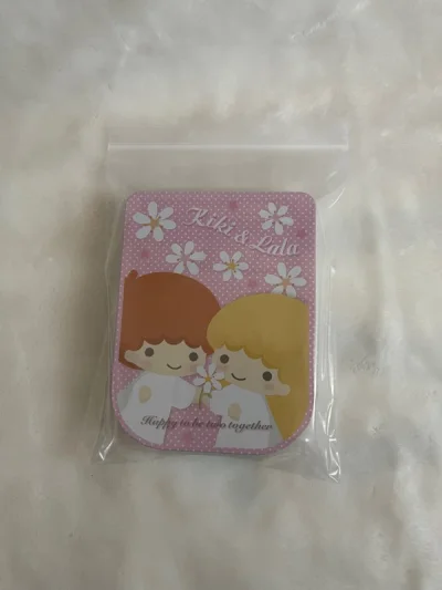 五一之后ems的速度更快了哈 第四十五箱安全抵达 等了好久的双子星mini收纳盒 超级喜欢 小雏菊下午茶美美哒 轻松熊的编织篮子柠檬蜂蜜水瓶子觅了超久啦 特别喜欢这个瓶子 开始期待下一批小可爱