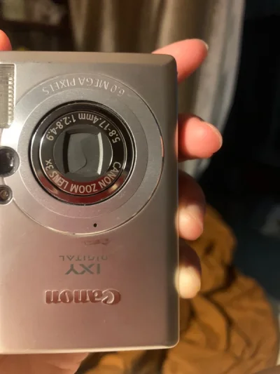 质量很不错 爱了爱了 挖煤姬物流也很快 大家快来这边买 ccd质量很不错 成色也很好 跟主页描述无误差 客服非常负责哦 很用心跟卖家交涉 