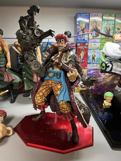 霸气侧漏的基德基拉！
虽然无盒，但是整体状态很好，基本没什么划痕和瑕疵，和卖家说的一致，少了基拉的配件，但是整体还是非常满意！