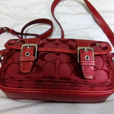 特别喜欢在外面去买吧，我觉得外面现在帮助便宜又好看，消费观念价格合适很多，主要就是喜欢在网上购物，这种平时非常喜欢在挖煤姬上买东西话还会再来的越来越好，最喜欢的一个平台了。下次还会再来的