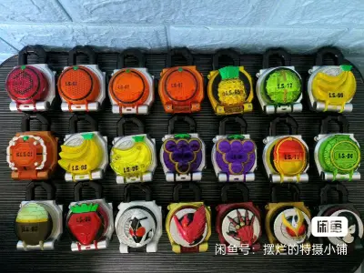 《假面骑士铠武》（原文：仮面ライダー鎧武/ガイム、Kamen Rider Gaim）是东映株式会社的2013年的假面骑士作品，于2013年10月6日接档前作《假面骑士Wizard》，是平成假面骑士的第15作，平成第二期的第5作。相比第二期之前的作品，本作会回归到日本...