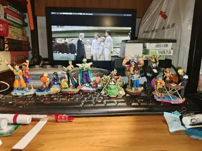 买的一套奥的hds盒蛋和一套龙珠联动海贼的大蛋。东西都没啥问题，价格比国内平台也便宜不少，相当满意了。