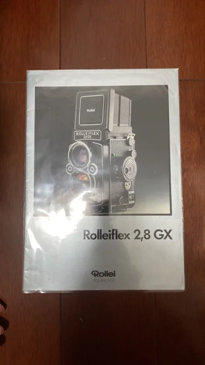 非常难得保存不错的禄来2.8GX宣传册，徕卡专题照相杂志，专题报道，很全面。尼康F相机，一堆哈苏宣传册。
