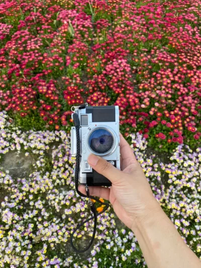 congtax IIIa加50 1.5套机成色好。玛米亚7电池保温盒，稀少，不错。徕卡M2、3用90转接环。