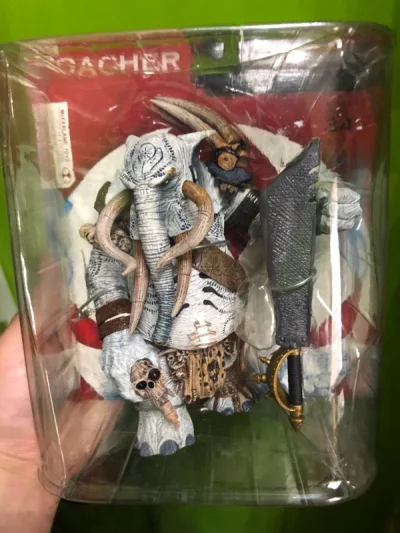 麦克法兰34代象王到手，34代终于集齐，再次感慨20年前做工这么精致细腻，盒子实在是新的不忍拆开，多保留一阵子再开吧，到手完美无损，感谢挖煤姬打包结实，快递也给力！