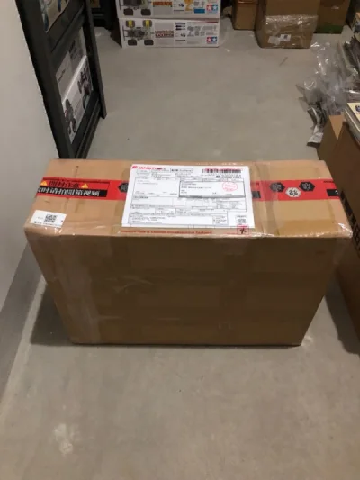 日本80年代的确是巅峰，做的模型车质量是真好，唉，2023年了，现在国内的玩具模型厂也没几个能达到这个水平，我们的差距还是很大的。不过，现在的日本也比较糙了，匠心精神在80年代才是最大化的体现。