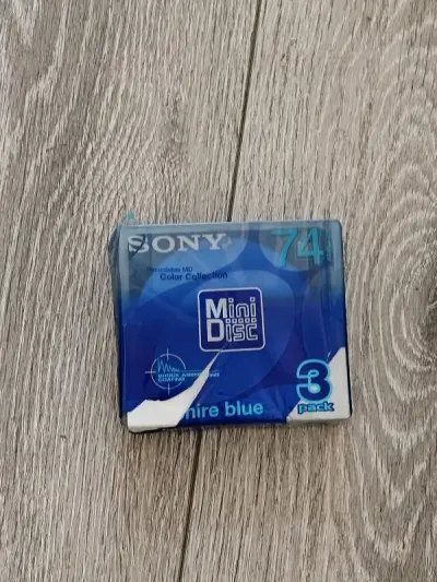 还是很棒哒！漂洋过海一个礼拜就到了我手上…盘片质量很好，还是比较新的程度哦这下我的音乐库又能增加容量啦???