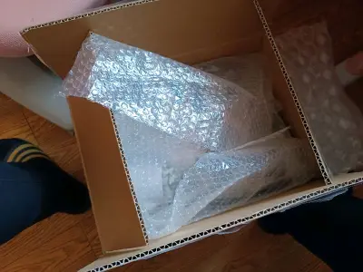 血的经验，再也不走海运了，只要超过三公斤海关必查，如果交税还好，不交税里面又有新的东西，退运风险很大。