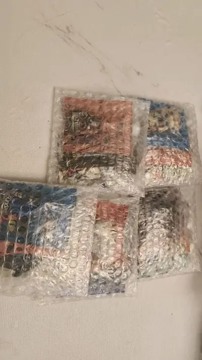 这次买了几样老东西，第一次体验小商品多数量运输，很担心退运或判定非个人用品，安全落地，但以后也会考虑数量问题。