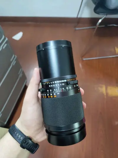 在挖煤姬又淘到了一个好物，非常新而且价格比国内便宜。选EMS还有等级优惠，速度非常快。如果是又小又轻的物品，建议选择EMS。