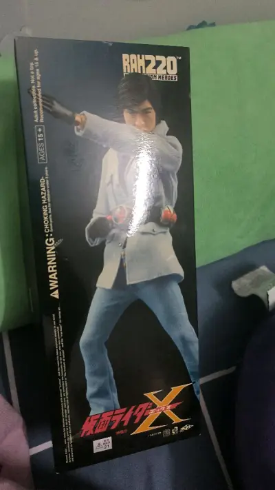 东西非常棒，盒子也很好，日本卖家的包装也很给力，还多送了我一个盒子，太惊喜了！实物跟图片一模一样，非常真实，我很喜欢，还会继续再购买