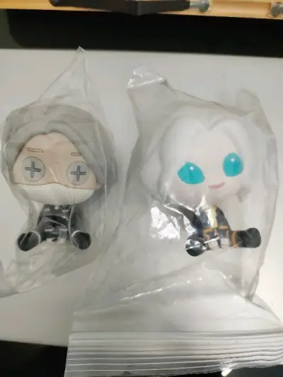 本来不太喜欢监管者阵容，但是看大家都约殓约殓的嗑，尝试买了约瑟夫，和入殓师一起果然还挺协调的，嗯，很好嗑。这次的还有一个盒子，也算幸运。另外，同单的猴子品相不错，也满意，就等草龟到家了。