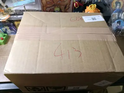 快递体验：丝滑
清关体验：丝滑
包装：很好，商品都无损
我的努努终于到了，这箱合单之后太轻了我还很怕被yhm阴了，很好很好