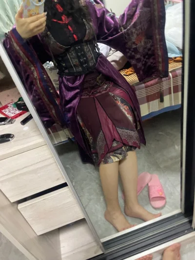 I don't know if it's good to dress like that,but i enjoy it when i know it's in my closet