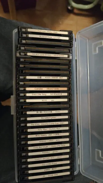 海淘的md碟片，到手碟片没有压坏的，都很好，试了几张读碟不错，歌曲有的是喜欢的就没擦掉，其他不喜欢的擦了录自己喜欢的吧