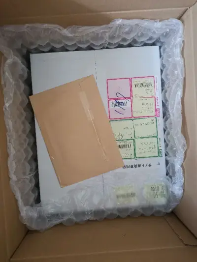 第一次尝试海淘MB…果不其然天降税款emmm，好在直接走的EMS六天到手不至于时间金钱双流逝，双方包装、玩具品相都很满意！