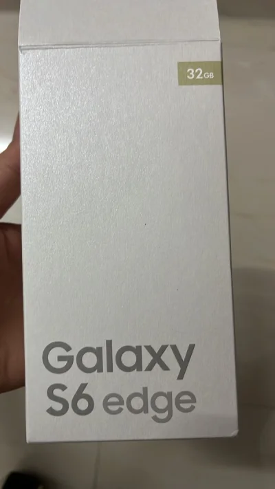 用挖煤姬代购了手机，价值不高，所以顺利安全的过海关了，包装很好，完好无损，非常喜欢，期待下次继续合作，好评好评好评