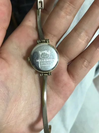 合单很快，发货也很快，包装的很好，丝滑过海关，没有被税，东西每个都包装的很好，都很喜欢，会继续买买买！