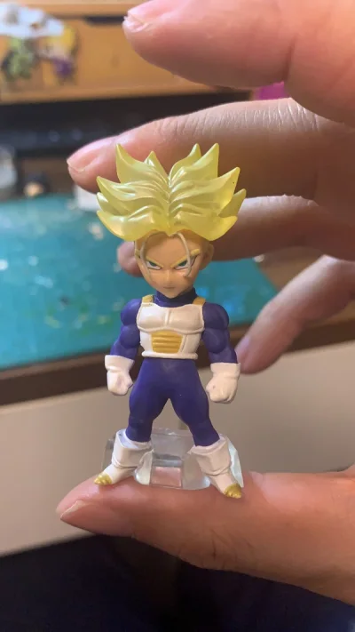 小伙伴们大家好??? 
今天来分享 ???龙珠橡皮人系列 全功率超赛特南克斯?
很久之前就看中了这一款橡皮人可动的全功率的超赛特南克斯 太贵了一直没舍得 这终于遇到相对较便宜的190入了?
一共六个部分组成 合起来就是一个完整的肌肉大特?先拆分各部位补上色?在组合起...