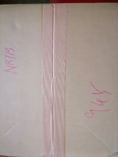 这个手办找了很久，终于在挖煤姬精选找到了心仪的价位！内盒未拆，基本全新！加上竹蜻蜓运输，省了通关的麻烦，运费也很划算！超级开心的体验！(｡･ω･｡)