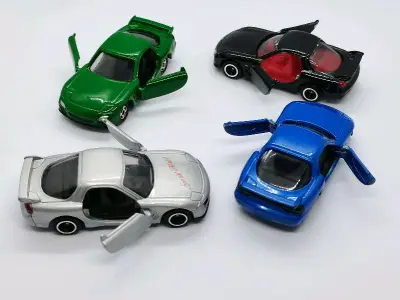 一个订单单走了竹蜻蜓，运费真的很划算～
之前一直用的ep和海运，体验过竹蜻蜓才知道是真的性价比很高，非常开心，感觉节省了一个亿！！