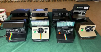 挖煤姬首单顺利下车啦！第一次在挖煤姬下单了一个商家的8部打包宝丽来相机，总体来说都还不错，经过检查6部都可以正常使用，另外两部就不能用了，成色一般也算正常！走的海运20天左右到手时效还算OK！