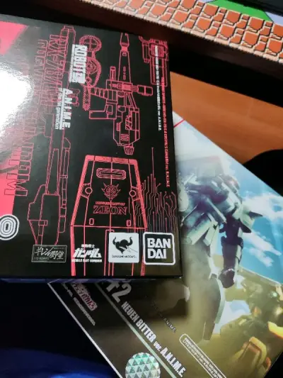 宝贝收到，卖家发货很快，物流也很强大，客服态度极好，很有耐心，非常喜欢。宝贝真的很好，和图片一致，没有区别，物有所值、精美的包装，卖家非常细心。亲身体验，这家店信誉是相当地不错。包装非常仔细和紧凑，物流公司的服务态度非常好，发货速度非常快，我对购物非常满意。