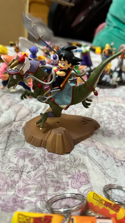 淘了一些老物，走的是EP航空件，速度很快，一周时间就到货了，虽然交了关税，但是总体来说还是很划算的价格，下次还会继续淘老物