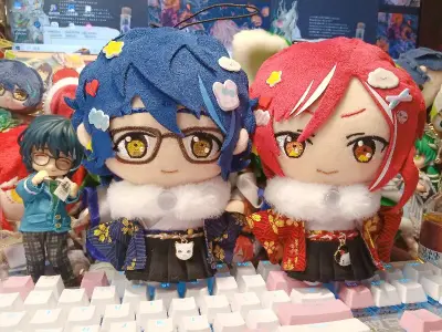 买了我cp的努努，太可爱了，走的ems，速度还行，因为只有三个棉花娃（夏目的带了一个小宙的美娃）所以hg放行得很快，纺努和夏努非常恩爱，刚刚到家就开始贴贴了，还一起装了骨架，小情侣天生一对，注定要在一起，请大家祝福这对新婚努努，路过的都来吃一口喜糖～