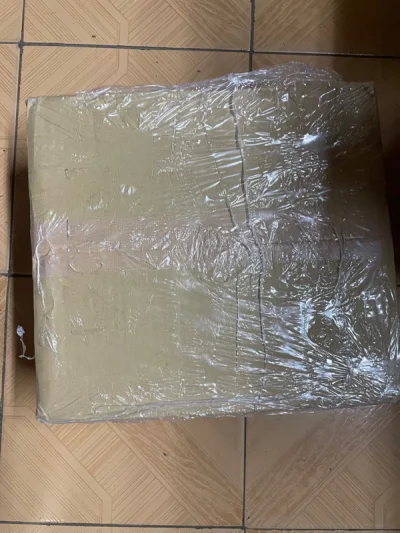 又到货一单，神高达真的是好东西，犹豫要不要拆袋把玩。希望可以再淘一个正常配色的，得慢慢蹲了。期待后续到货