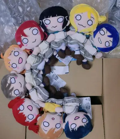 在挖煤姬里面买到了自己喜欢的玩偶真的很感谢，很开心有这样的平台可以让我买到东西，挖煤姬可以满足在国内买不到或者价格较高的都可以在挖煤姬好价购入真的是很好的体验