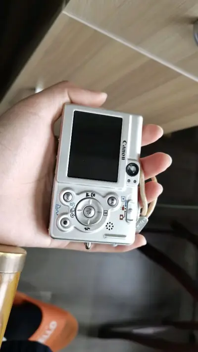 第一次海淘，做了很多功课，但还是很紧张?因为买了四台选择海运，本来以为要一个月多，没想到十五天就到国内海关了！而且第三天就有国内物流信息，当天就到啦！真的超级迅速，特别惊喜！东西收到之后检查了一下，全是好的，很满意！以后会继续选择挖煤姬的，祝挖煤姬越来越好！！！