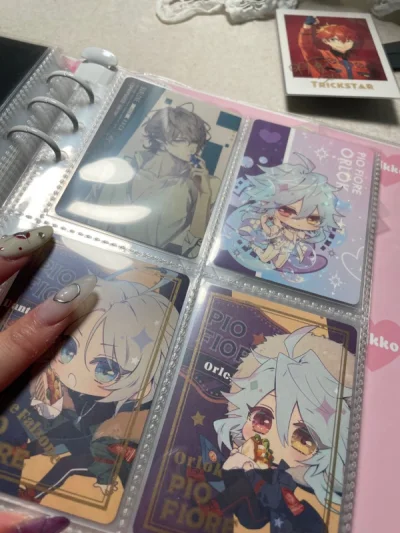 虽然被税了，但还是完好的到达了！东西很多切的很开心！！谢谢挖煤姬！平铺起来看的清清楚楚，没有少东西，泡泡纸也包的很严实w