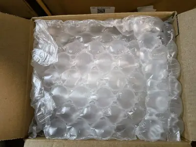 太爱挖煤姬了！一连开了两箱谷子全都完好～所以使用方便、切得又快、包装有好让人爱不释手，挖煤变得快乐无比！