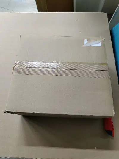 这次EMS速度很快，包装很仔细，一点没有破损，购物体验很好，收了点税，东西平安到家了。感谢。希望下次也能顺利。。。