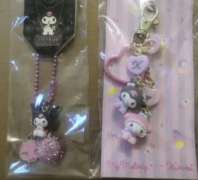 之前看别的小伙伴秀过奶嘴挂件，太可爱了可惜绝版了?二手卖得都很贵?庆幸在煤炉买到了，也不算很贵。而且还淘到了另一个没见过的挂件，lucky！