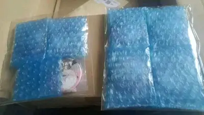 物流很快。yhm包装也很用心。有一说一国内几乎买不到wrwrd的谷，能在这里买到挺幸运的。?期待下次回购