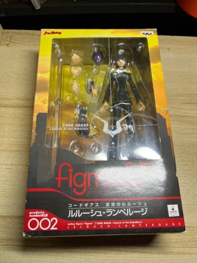 这次购买了很多figma可动模型，整体来说橙色都还可以，打包以后走ems整体运费也可以接受，主要是速度特别快，好评