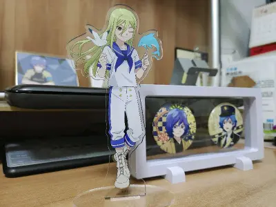 做梦都没想到这么快就能吃到我推的梦情立牌ԅ(¯ㅂ¯ԅ)而且价格也不错，还全新。唯一不好的就是明明走的ems，结果还是等了差不多十天才收到。等的过程真的急急急急急急。