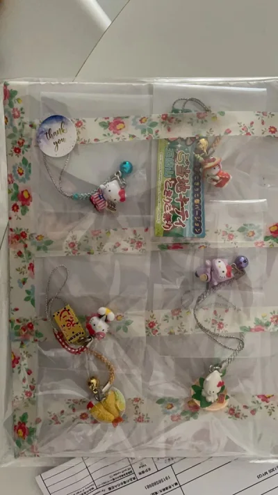 最近中了kitty的毒 太可爱了啊啊啊啊啊！很喜欢 寄的海运 也就是十多天到 还是挺快的！开心！希望可以淘更多的宝贝