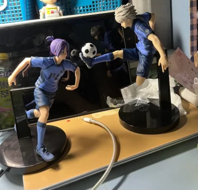 五个手办可以走竹蜻蜓，收了五六十的税吧好像，很开心！大家可以参考一下，这种大小的手办五个1800g左右，其实走别物流可能会便宜些但是实在怕被税哈哈哈提前交了反而更放心！