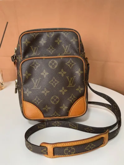 很方便快捷的一次海淘体验哦！挖煤姬实在太好用了，购物过程很让人省心，没有额外的收费，就是报关需要自己来，按照指示操作即可。