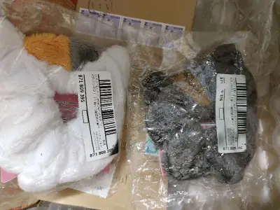 总的来说，还是更喜欢挖煤姬，所以一直以来都用挖煤姬，也能蹲到好价，因为下单速度很快，所以也能买到好价