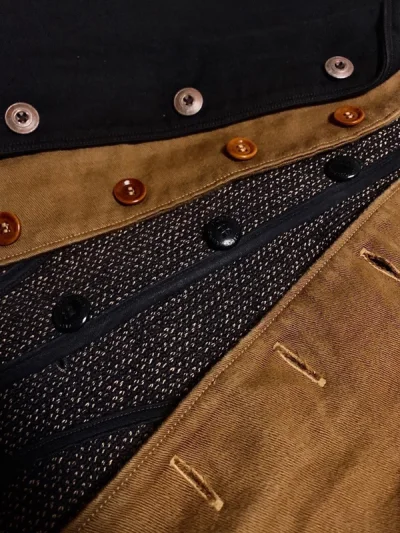 买的衬衫和马甲到了 花衬衫真的有样 太有范儿了 纯纯的帅气 在挖煤姬买了许多许多次 也属于是老用户回头客了 优质的服务 产品页面直观清晰 购买流程顺畅 以后会持续支持！