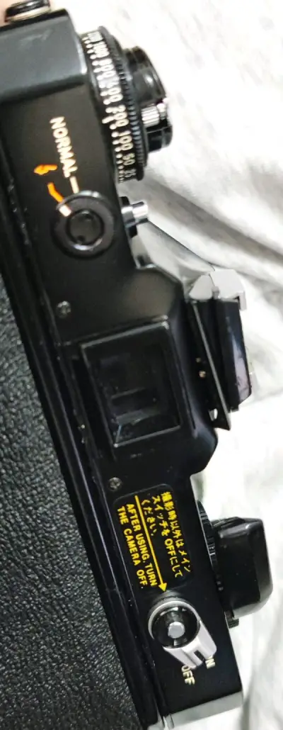 选了一台非常便宜的佳能ef套机，提交空运申请这次通过非常快，几个小时就过了，第一次选ep小航空，速度确实快，3天到中国，全流程12天这样，价格也很便宜，挖煤姬积分抵扣以后很香。整体成色很新，符合卖家描述，提到的功能也都是正常的，遗憾的是到手发现机顶热靴运输过程中给砸...