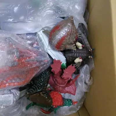 这次东西挺满意的，虽然又被税了，但是东西基本上都还不错，有一家的还有些意外惊喜，有点物超所值，希望以后每次都能有这么好